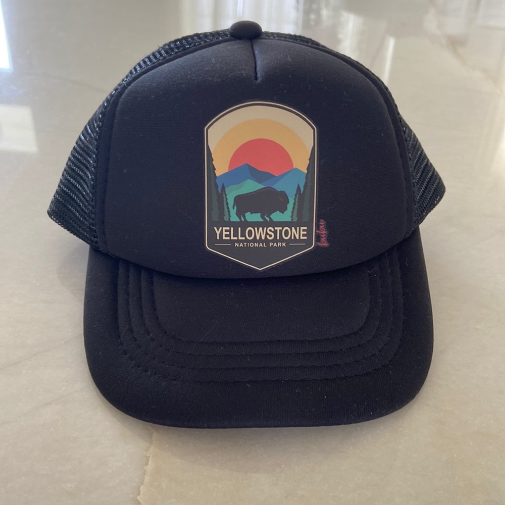 Bubu Yellowstone Trucker hat